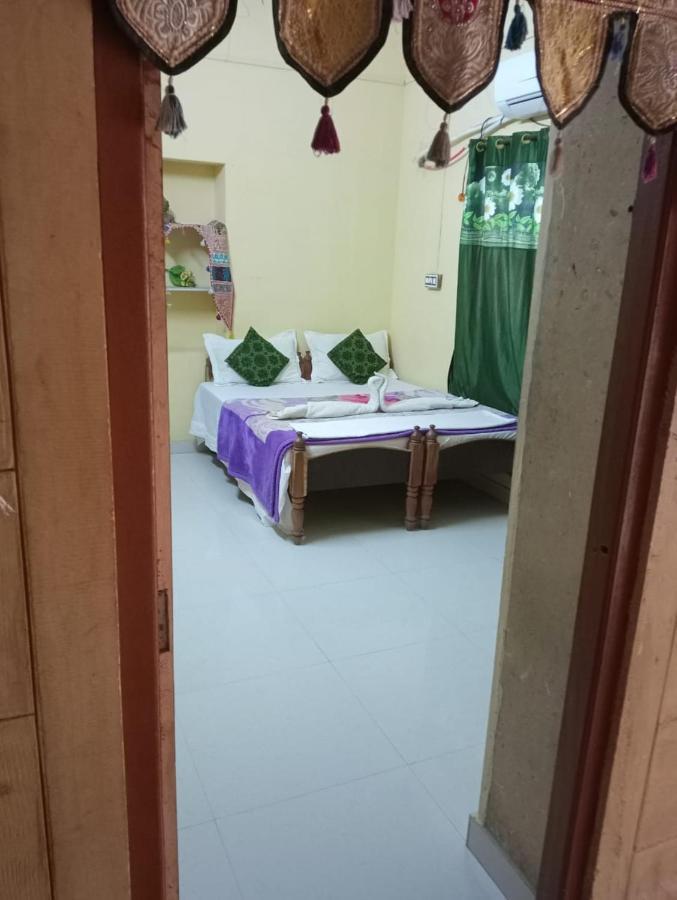 Bob Cafe & Guest House Jaisalmer Buitenkant foto
