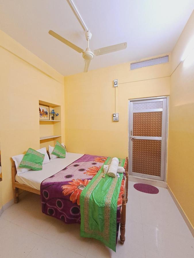 Bob Cafe & Guest House Jaisalmer Buitenkant foto